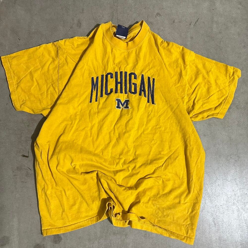Vintage 90s Michigan Wolverines Tee XL Yellow & Blue College Shirt